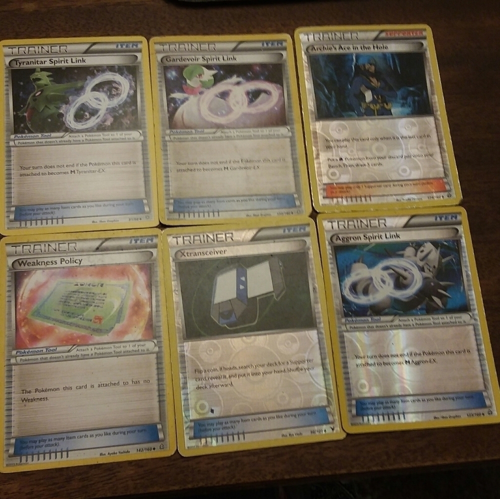 Pokemon Trainer Bundle:6 Cards, 3 Reverse Holo